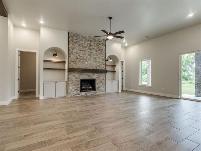4025 Great Redwood Road, Newcastle, OK 73072