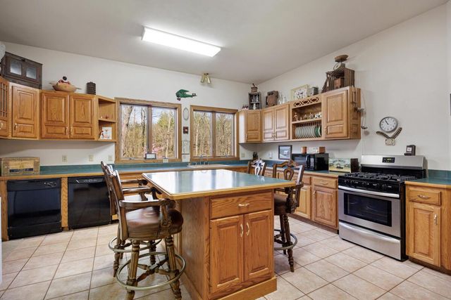 26619 Washington AVENUE, Waterford, WI 53185