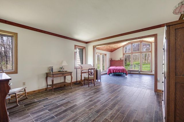 26619 Washington AVENUE, Waterford, WI 53185