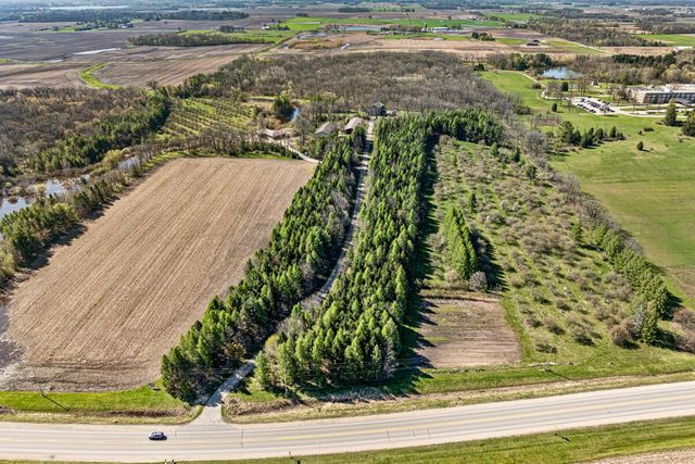 26619 Washington AVENUE, Waterford, WI 53185