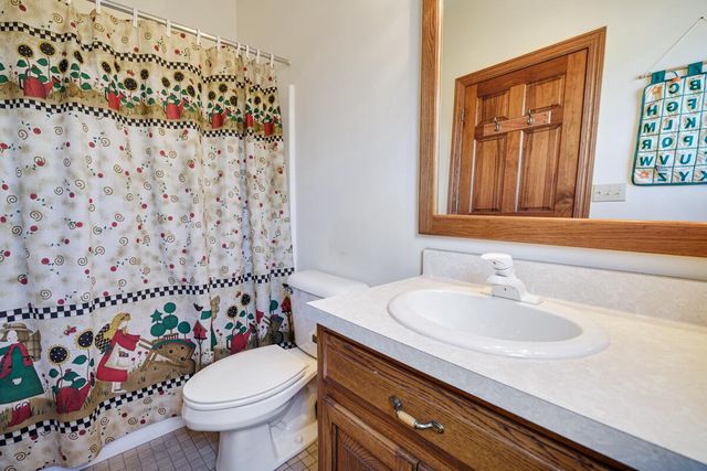 26619 Washington AVENUE, Waterford, WI 53185