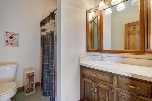 26619 Washington AVENUE, Waterford, WI 53185