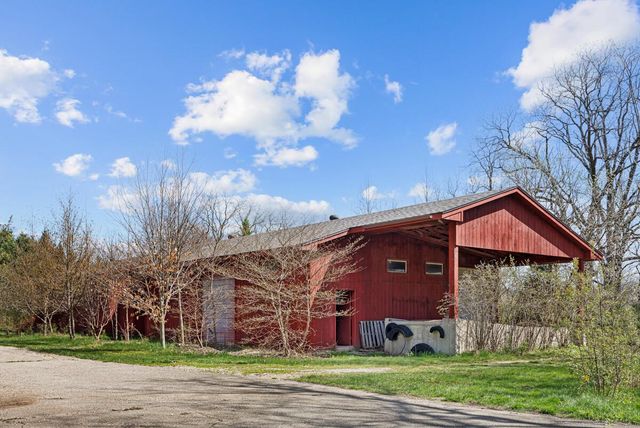 26619 Washington AVENUE, Waterford, WI 53185