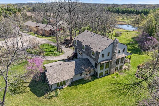 26619 Washington AVENUE, Waterford, WI 53185