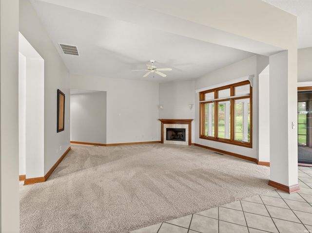 1908 Bent Tree Court, Auburn, IN 46706