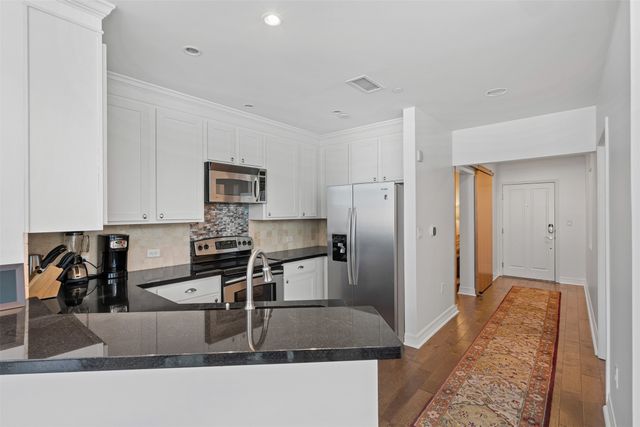 500 Throckmorton Street 903, Fort Worth, TX 76102