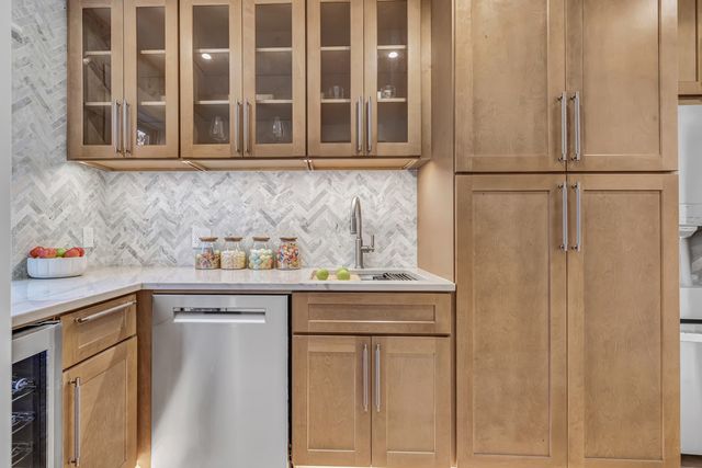 309 Hunyadi Avenue, Fairfield, CT 06824