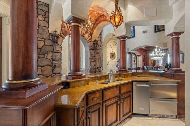 437 Admiral Court, Destin, FL 32541