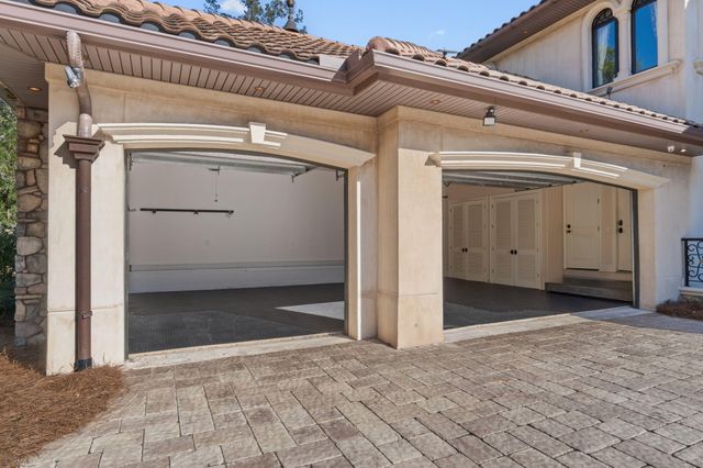 437 Admiral Court, Destin, FL 32541