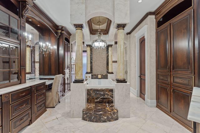 437 Admiral Court, Destin, FL 32541