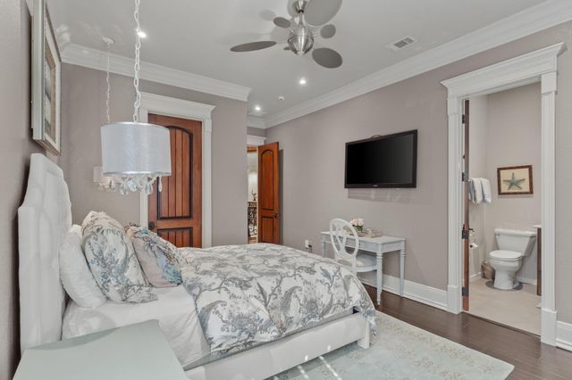 437 Admiral Court, Destin, FL 32541