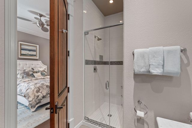437 Admiral Court, Destin, FL 32541