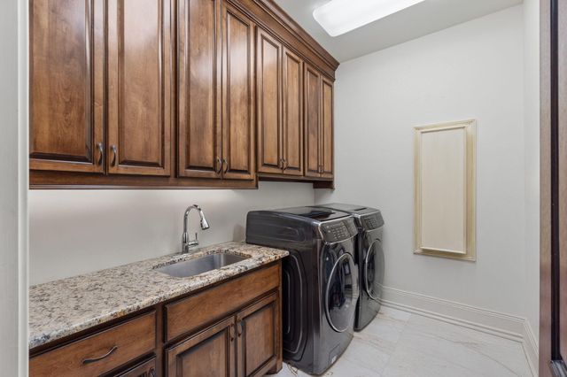 437 Admiral Court, Destin, FL 32541