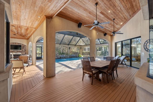 437 Admiral Court, Destin, FL 32541