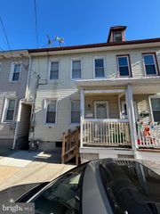 320-1/2 N 11TH ST, Lebanon, PA 17046