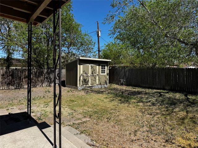 5314 Navarro St, Corpus Christi, TX 78415