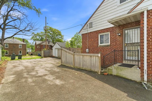 580 Enfield Road, Columbus, OH 43209