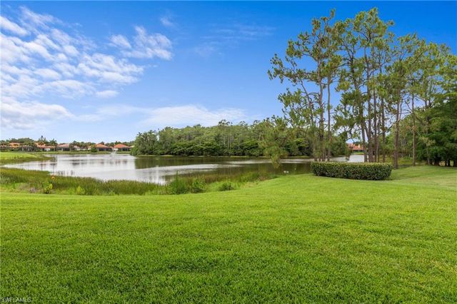 20691 Wildcat Run DR 102, Estero, FL 33928
