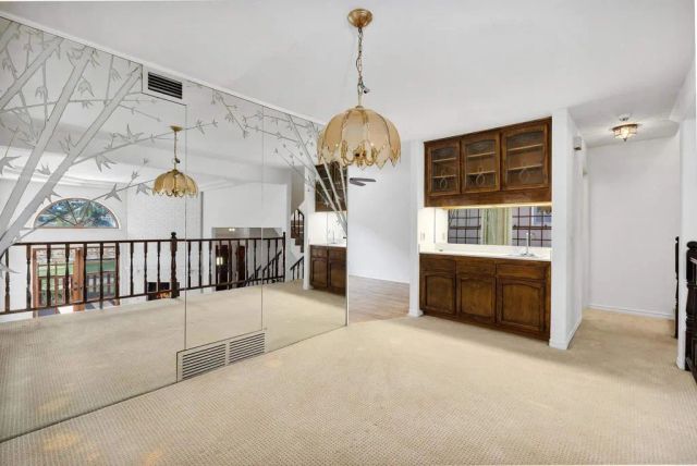 2583 Navarra Drive D, Carlsbad, CA 92009