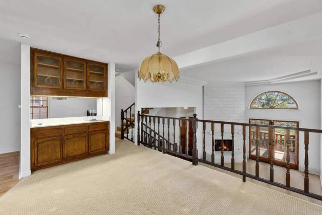 2583 Navarra Drive D, Carlsbad, CA 92009