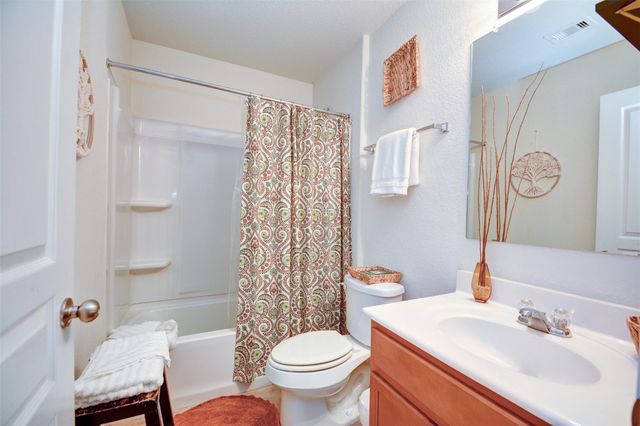 6807 Alum Rock Lane, Houston, TX 77048