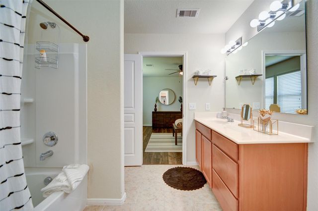 6807 Alum Rock Lane, Houston, TX 77048