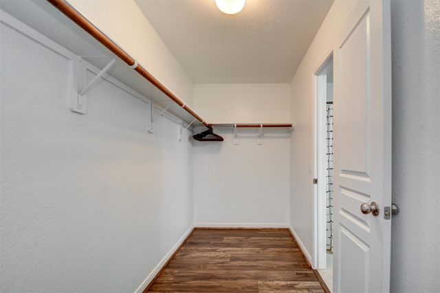 6807 Alum Rock Lane, Houston, TX 77048