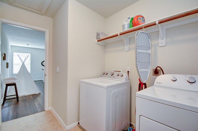 6807 Alum Rock Lane, Houston, TX 77048