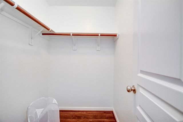 6807 Alum Rock Lane, Houston, TX 77048