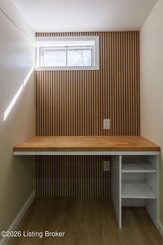 8199 Arnoldtown Rd, Louisville, KY 40214