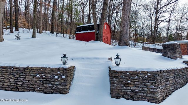 8199 Arnoldtown Rd, Louisville, KY 40214