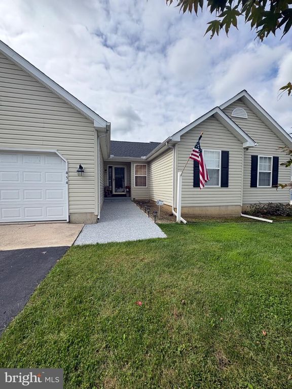 454 W HARVEST LN, Middletown, DE 19709