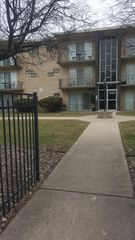 3113 Bernice Road 6, Lansing, IL 60438
