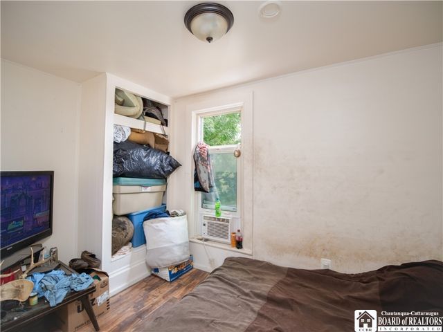 43 Houghton Street, Pomfret, NY 14063