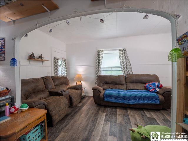 43 Houghton Street, Pomfret, NY 14063