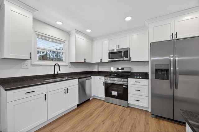 86 West Drive, Rossville, GA 30741