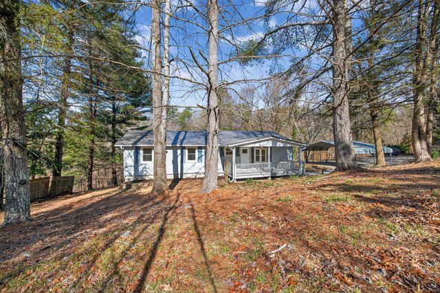 86 West Drive, Rossville, GA 30741