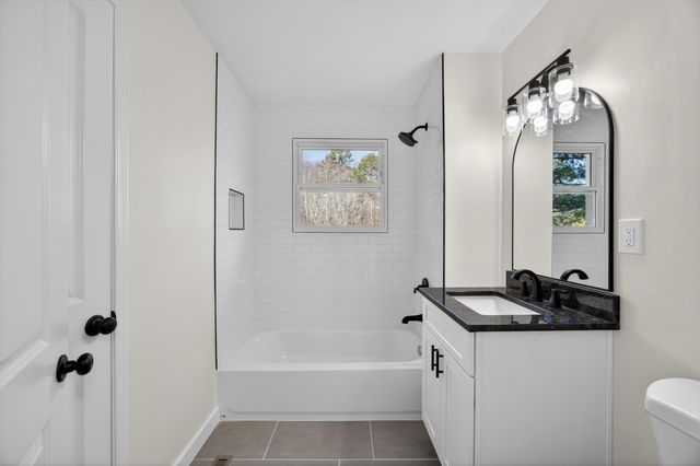 86 West Drive, Rossville, GA 30741