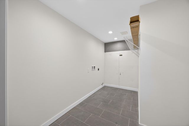 86 West Drive, Rossville, GA 30741