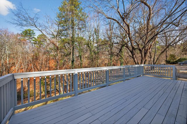 86 West Drive, Rossville, GA 30741