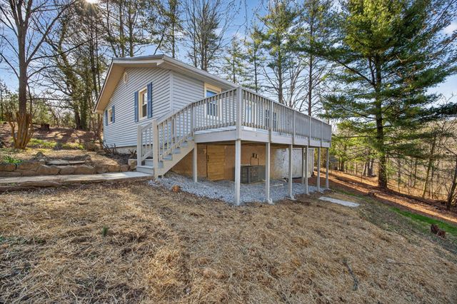 86 West Drive, Rossville, GA 30741