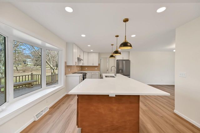 20300 Yorktown COURT, Brookfield, WI 53045