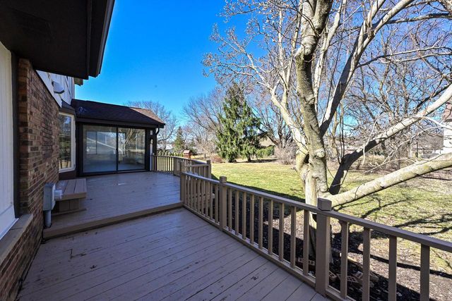 20300 Yorktown COURT, Brookfield, WI 53045