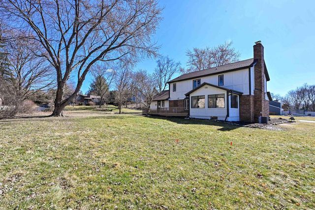 20300 Yorktown COURT, Brookfield, WI 53045