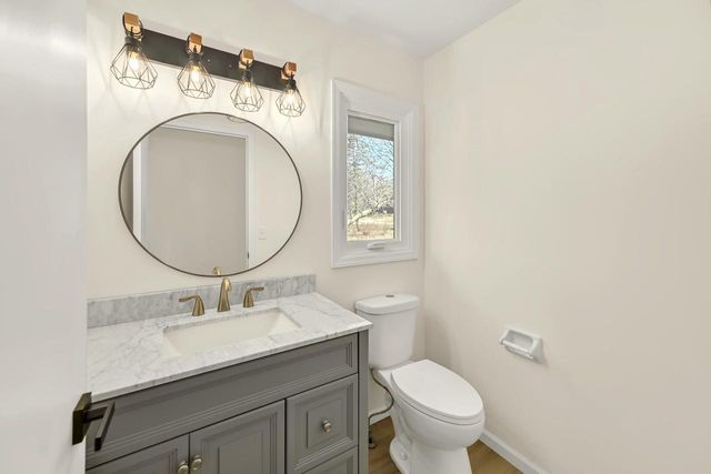 20300 Yorktown COURT, Brookfield, WI 53045