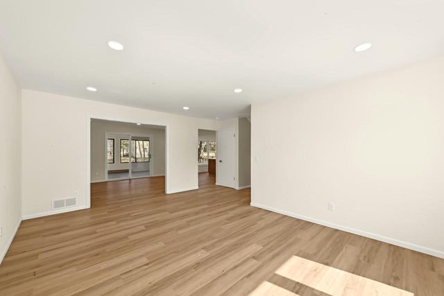 20300 Yorktown COURT, Brookfield, WI 53045