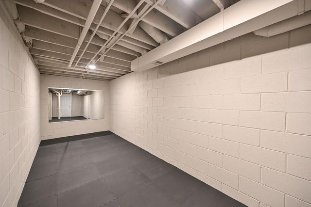 20300 Yorktown COURT, Brookfield, WI 53045