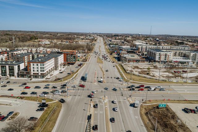 20300 Yorktown COURT, Brookfield, WI 53045