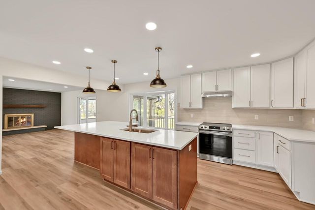 20300 Yorktown COURT, Brookfield, WI 53045