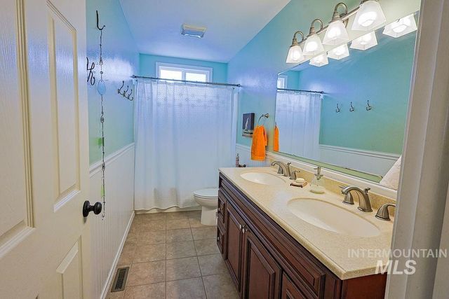 2628 Elizabeth Blvd, Twin Falls, ID 83301